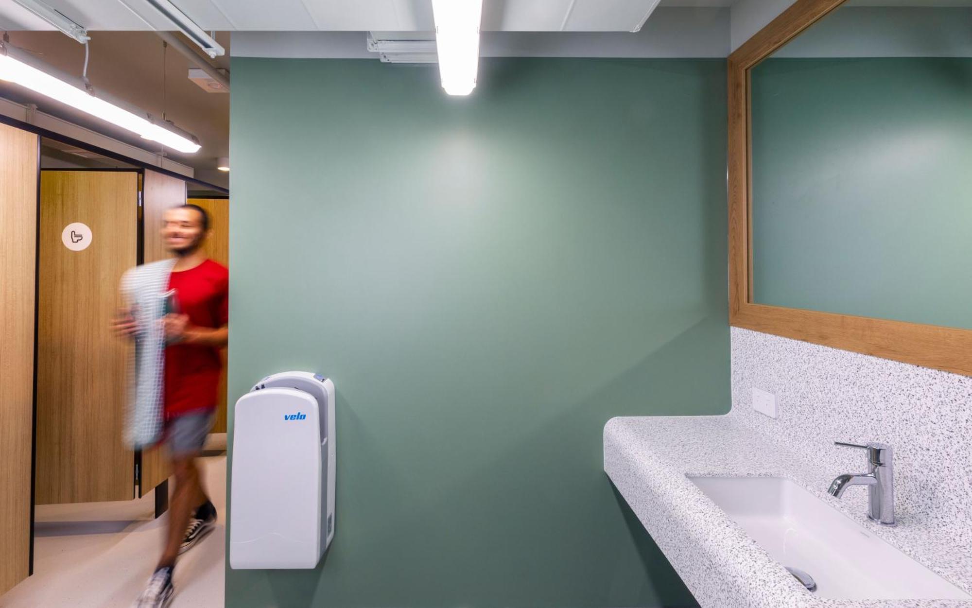 Private Single Pod in 10 Share Room,1323565381:JPEG