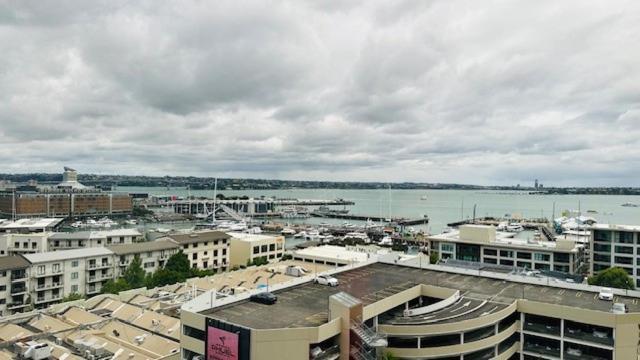 Two-Bedroom Apartment with Harbour View,1742721761:JPEG